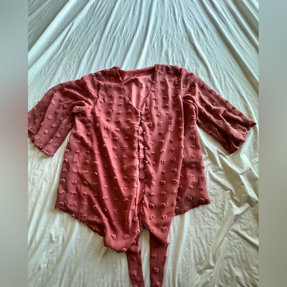3/4 sleeve, no brand top